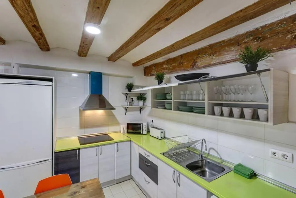 Apartman 7 Pax Montserrat Ramblas Barcelona